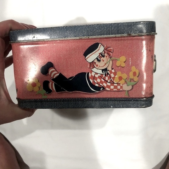 Raggedy Ann and Andy 1973 metal antique lunchbox and thermos - Picture 6 of 12